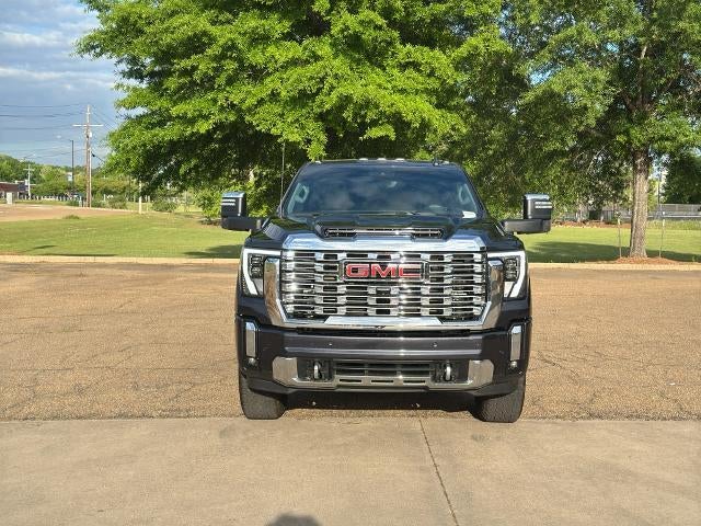 2024 GMC Sierra 2500 HD Crew Cab Standard Box 4-Wheel Drive Denali
