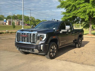 2024 GMC Sierra 2500 HD Crew Cab Standard Box 4-Wheel Drive Denali