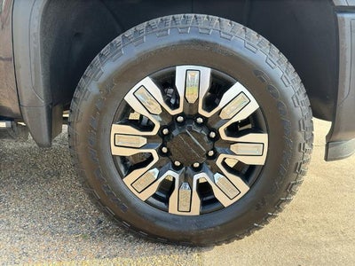 2024 GMC Sierra 2500 HD Crew Cab Standard Box 4-Wheel Drive Denali