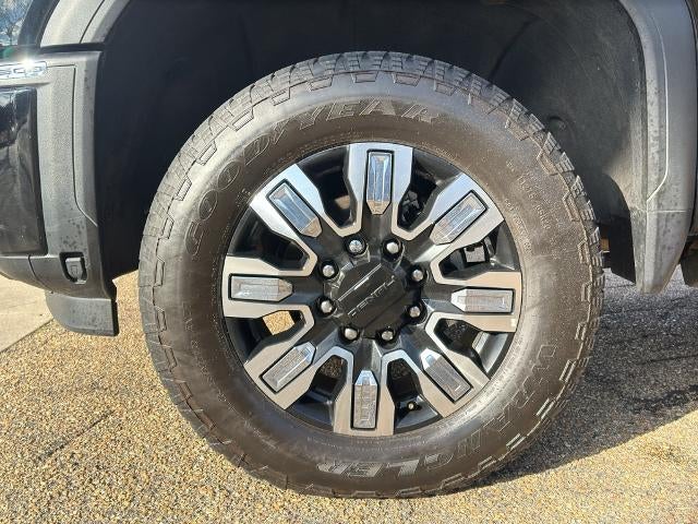 2024 GMC Sierra 2500 HD Crew Cab Standard Box 4-Wheel Drive Denali