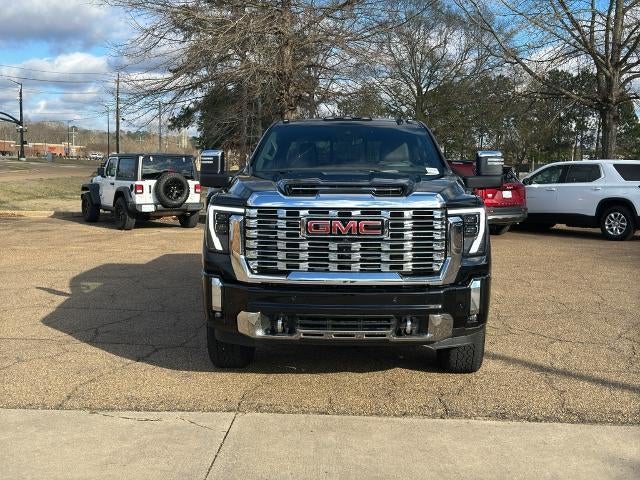2024 GMC Sierra 2500 HD Crew Cab Standard Box 4-Wheel Drive Denali