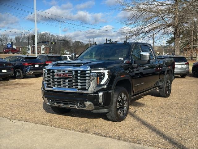 2024 GMC Sierra 2500 HD Crew Cab Standard Box 4-Wheel Drive Denali