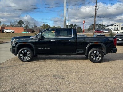 2024 GMC Sierra 2500 HD Crew Cab Standard Box 4-Wheel Drive Denali