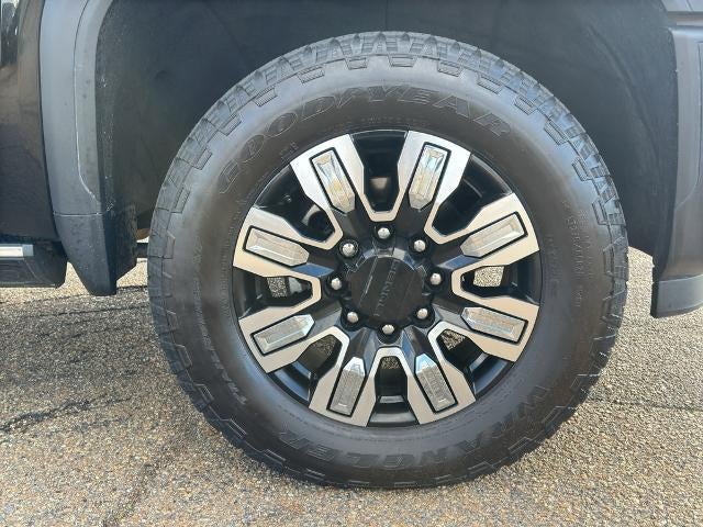 2024 GMC Sierra 2500 HD Crew Cab Standard Box 4-Wheel Drive Denali