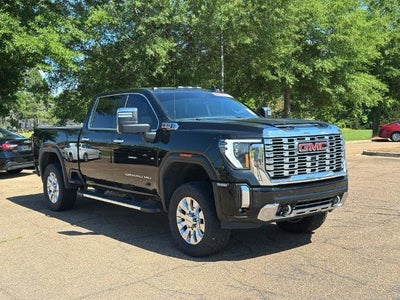 2024 GMC Sierra 2500 HD Crew Cab Standard Box 4-Wheel Drive Denali