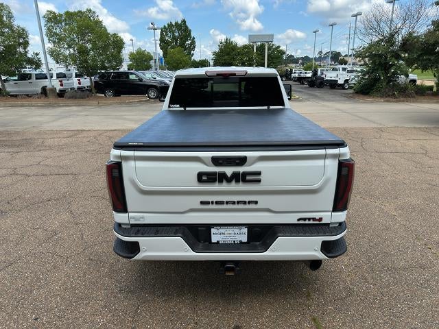 2024 GMC Sierra 3500HD Crew Cab Standard Box 4-Wheel Drive AT4