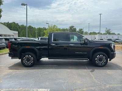 2024 GMC Sierra 2500 HD Crew Cab Standard Box 4-Wheel Drive Denali Ultimate