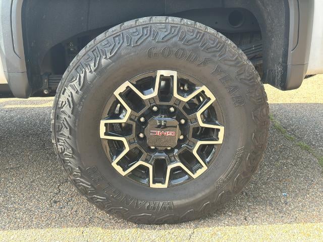2024 GMC Sierra 2500 HD Crew Cab Standard Box 4-Wheel Drive AT4X