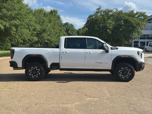 2024 GMC Sierra 2500 HD Crew Cab Standard Box 4-Wheel Drive AT4X