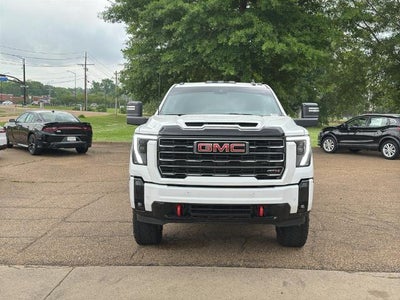 2025 GMC Sierra 2500 HD Crew Cab Standard Box 4-Wheel Drive AT4