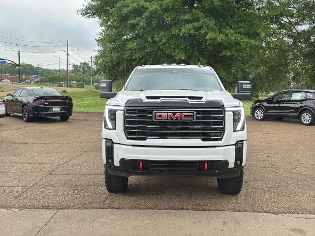 2025 GMC Sierra 2500 HD Crew Cab Standard Box 4-Wheel Drive AT4