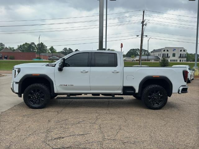 2025 GMC Sierra 2500 HD Crew Cab Standard Box 4-Wheel Drive AT4