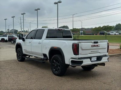 2025 GMC Sierra 2500 HD Crew Cab Standard Box 4-Wheel Drive AT4