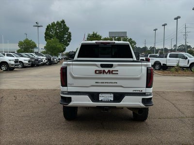 2025 GMC Sierra 2500 HD Crew Cab Standard Box 4-Wheel Drive AT4