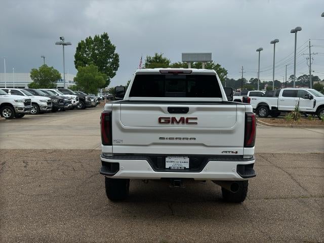 2025 GMC Sierra 2500 HD Crew Cab Standard Box 4-Wheel Drive AT4