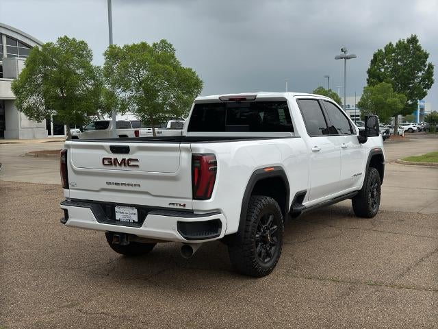 2025 GMC Sierra 2500 HD Crew Cab Standard Box 4-Wheel Drive AT4