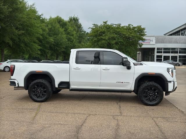 2025 GMC Sierra 2500 HD Crew Cab Standard Box 4-Wheel Drive AT4