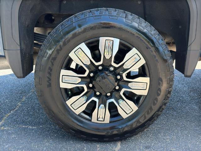 2025 GMC Sierra 2500 HD Crew Cab Standard Box 4-Wheel Drive Denali