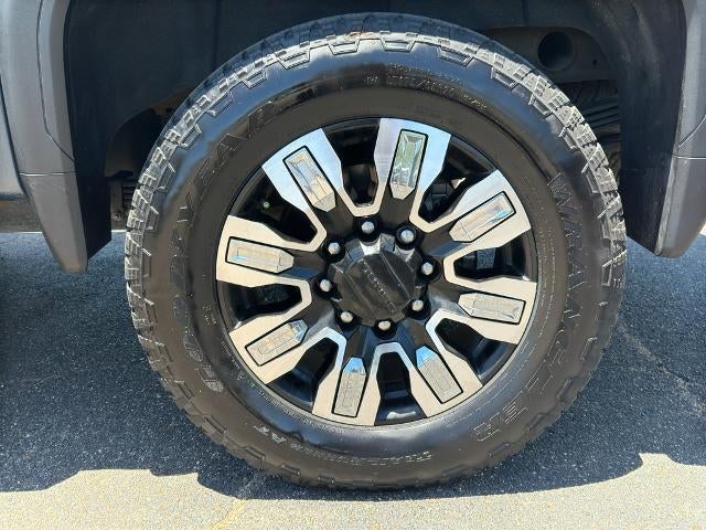 2025 GMC Sierra 2500 HD Crew Cab Standard Box 4-Wheel Drive Denali