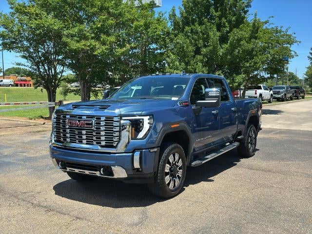 2025 GMC Sierra 2500 HD Crew Cab Standard Box 4-Wheel Drive Denali