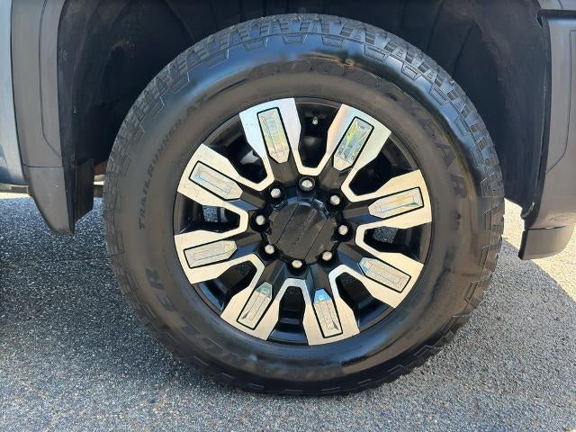 2025 GMC Sierra 2500 HD Crew Cab Standard Box 4-Wheel Drive Denali