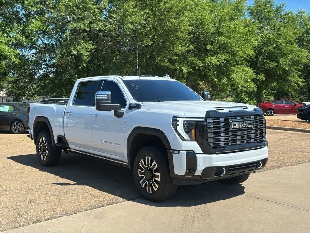 2026 GMC Sierra 2500 HD Crew Cab Standard Box 4-Wheel Drive Denali Ultimate
