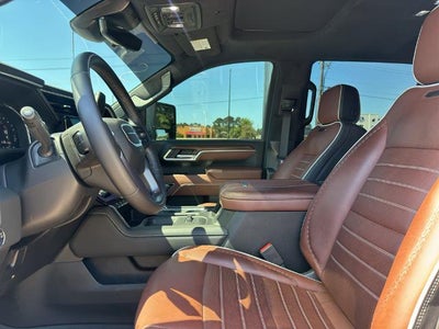 2026 GMC Sierra 2500 HD Crew Cab Standard Box 4-Wheel Drive Denali Ultimate