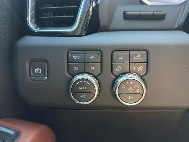 2026 GMC Sierra 2500 HD Crew Cab Standard Box 4-Wheel Drive Denali Ultimate