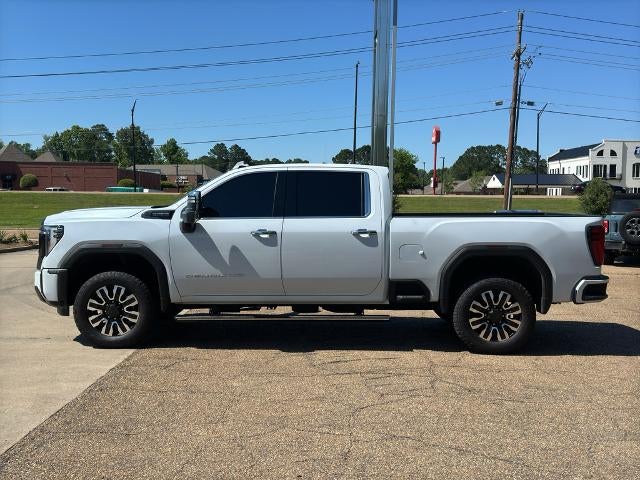2026 GMC Sierra 2500 HD Crew Cab Standard Box 4-Wheel Drive Denali Ultimate