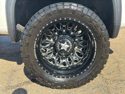 2025 GMC Sierra 3500HD Crew Cab Long Box 4-Wheel Drive Denali Ultimate