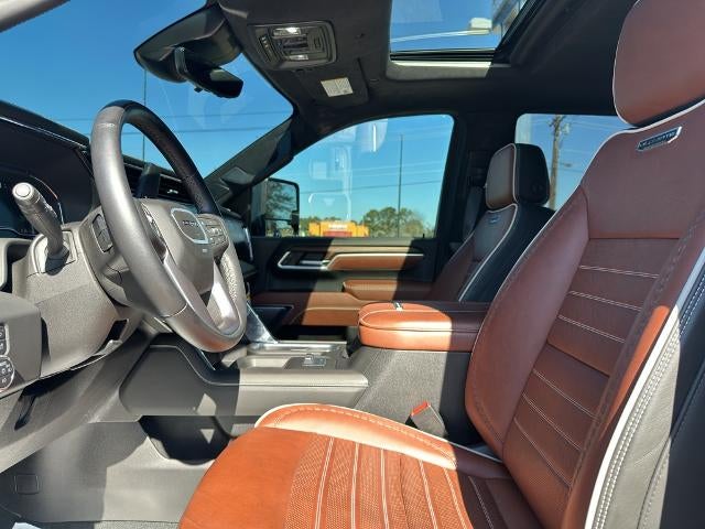 2025 GMC Sierra 3500HD Crew Cab Long Box 4-Wheel Drive Denali Ultimate