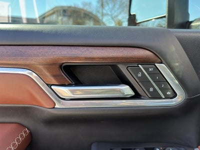 2025 GMC Sierra 3500HD Crew Cab Long Box 4-Wheel Drive Denali Ultimate