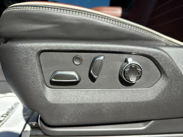 2025 GMC Sierra 3500HD Crew Cab Long Box 4-Wheel Drive Denali Ultimate