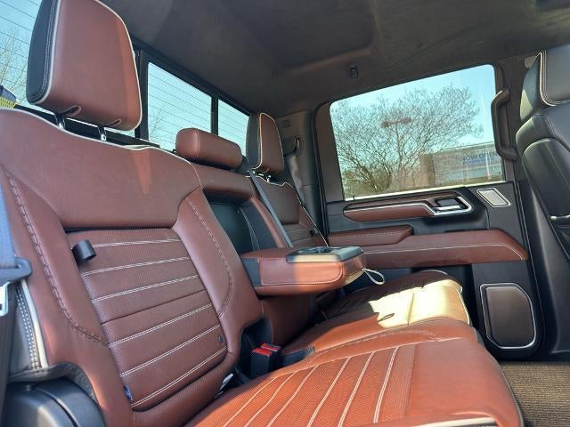 2025 GMC Sierra 3500HD Crew Cab Long Box 4-Wheel Drive Denali Ultimate