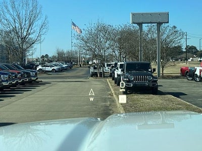 2025 GMC Sierra 3500HD Crew Cab Long Box 4-Wheel Drive Denali Ultimate