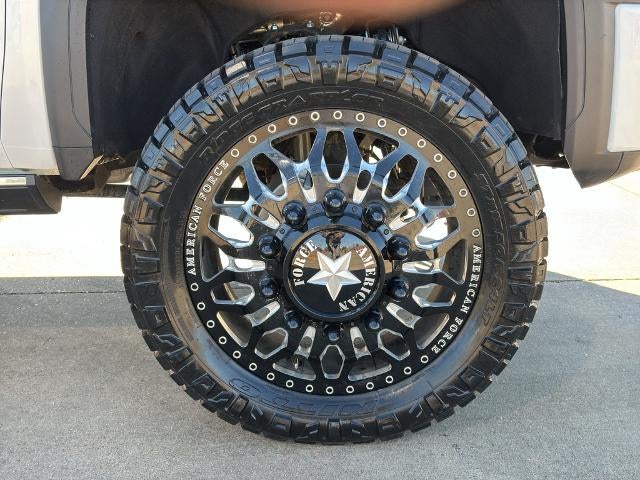 2025 GMC Sierra 3500HD Crew Cab Long Box 4-Wheel Drive Denali Ultimate