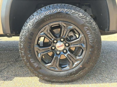 2023 GMC Canyon Crew Cab Short Box 2-Wheel Drive Elevation