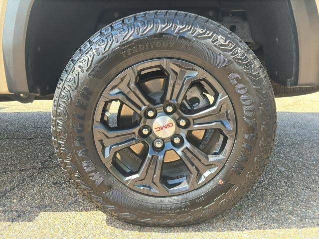2023 GMC Canyon Crew Cab Short Box 2-Wheel Drive Elevation