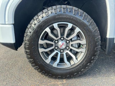 2022 GMC Sierra 1500 Limited Crew Cab Short Box 4-Wheel Drive AT4