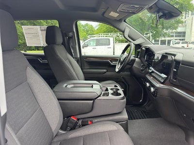 2024 GMC Sierra 1500 Crew Cab Short Box 4-Wheel Drive Elevation 3SB