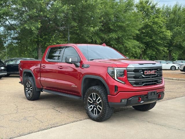 2022 GMC Sierra 1500 Crew Cab Short Box 4-Wheel Drive AT4