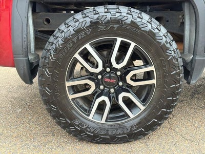 2022 GMC Sierra 1500 Crew Cab Short Box 4-Wheel Drive AT4