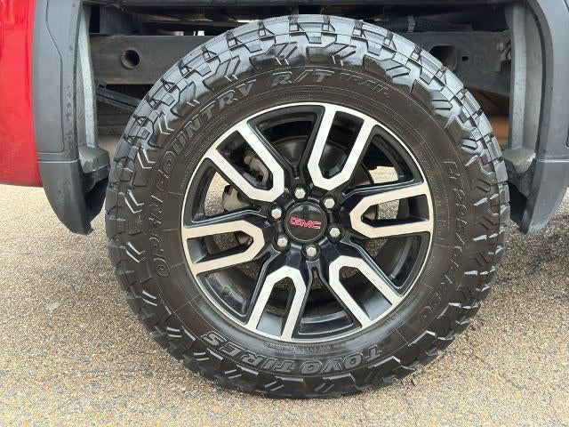2022 GMC Sierra 1500 Crew Cab Short Box 4-Wheel Drive AT4