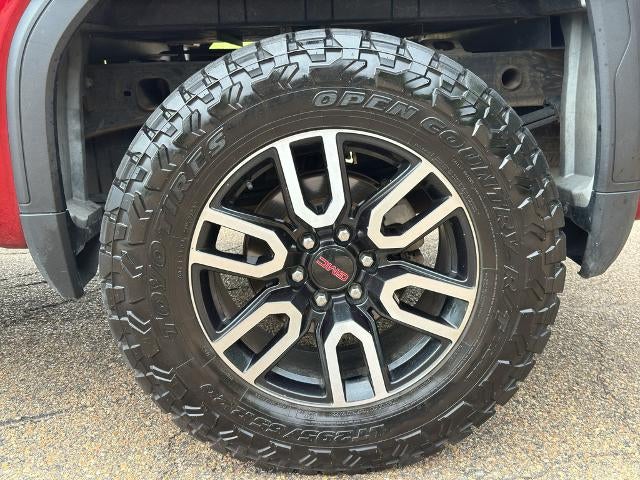 2022 GMC Sierra 1500 Crew Cab Short Box 4-Wheel Drive AT4