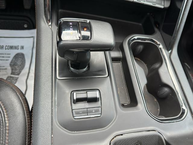 2022 GMC Sierra 1500 Crew Cab Short Box 4-Wheel Drive AT4