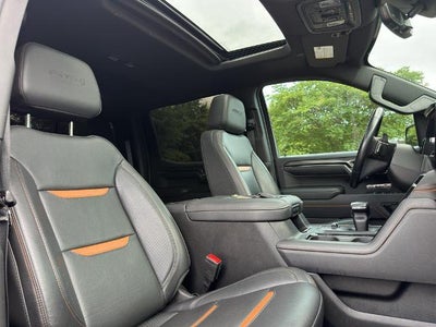 2022 GMC Sierra 1500 Crew Cab Short Box 4-Wheel Drive AT4
