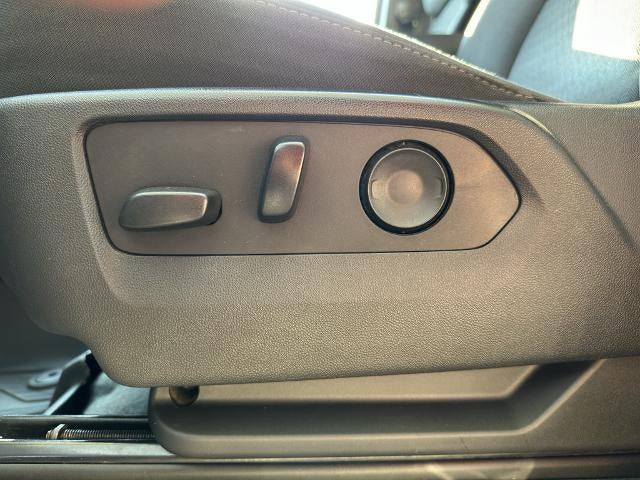 2023 GMC Sierra 1500 Crew Cab Short Box 4-Wheel Drive SLE