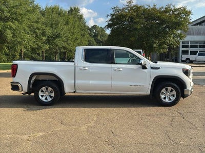 2023 GMC Sierra 1500 Crew Cab Short Box 4-Wheel Drive SLE