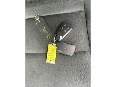 2023 GMC Sierra 1500 Crew Cab Short Box 4-Wheel Drive Elevation 3SB