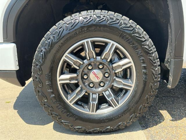 2025 GMC Sierra 1500 Crew Cab Short Box 4-Wheel Drive AT4